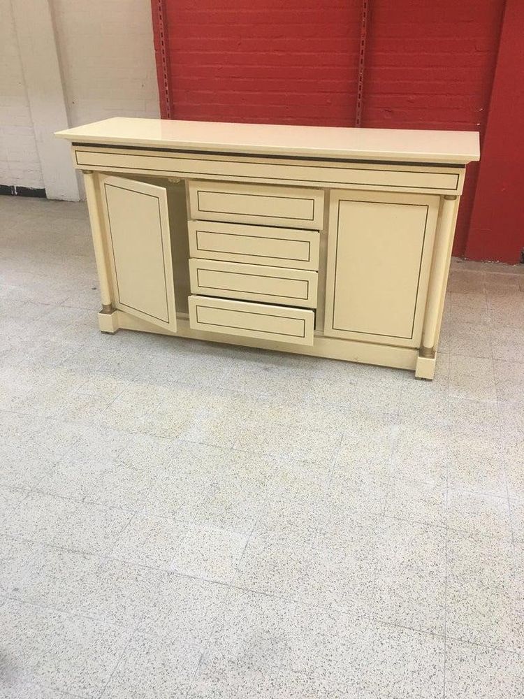 Maison Jean Charles, Buffet Neoclassic En Bois Laqué   Circa 1970