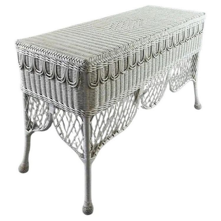 Console Néo Classique En Rotin  Laqué ,circa 1970