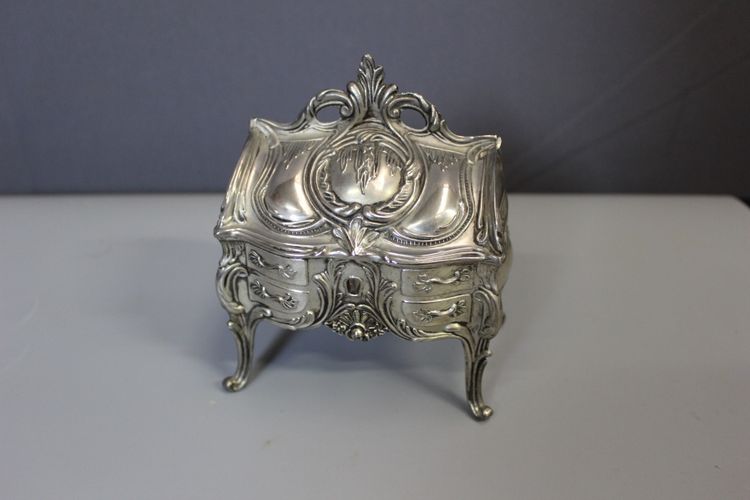 Silver Metal Jewelry Box Imitating A Desk