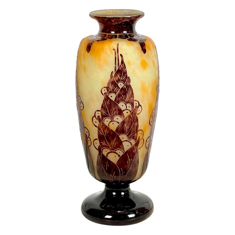 LE VERRE FRANÇAIS 1924 / 1927 BALUSTER VASE ON STEM IN MULTI-LAYERED GLASS