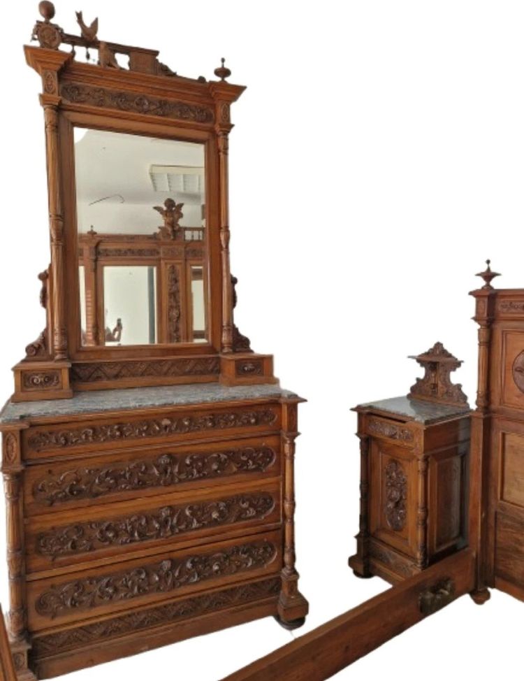 Ensemble de chambre à coucher italien ancien de la Renaissance