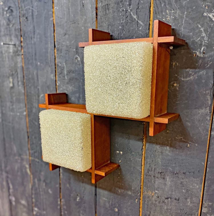 Applique in teak e Perpex, opera francese, 1950 circa