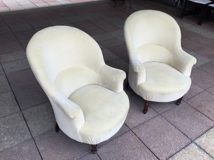 A pair of very comfortable bergères or chauffeuses.