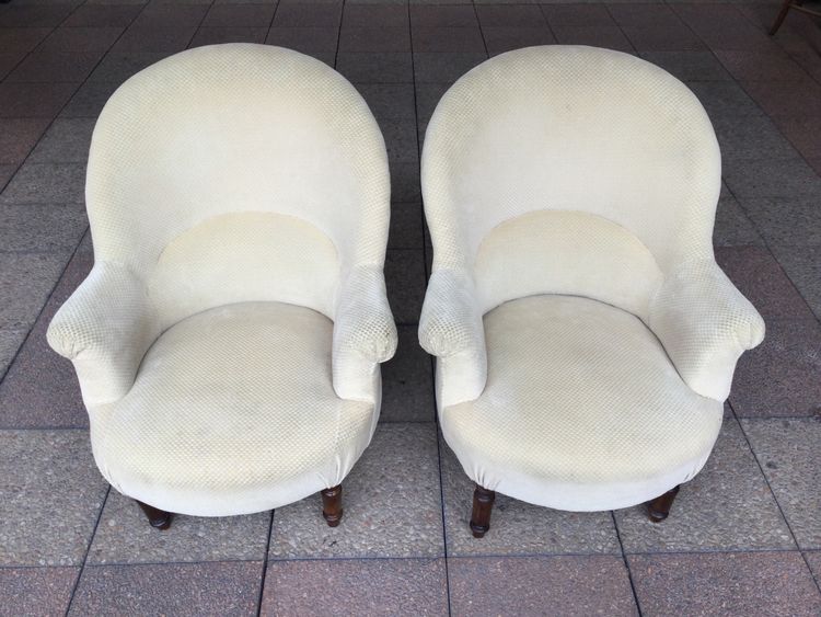 A pair of very comfortable bergères or chauffeuses.