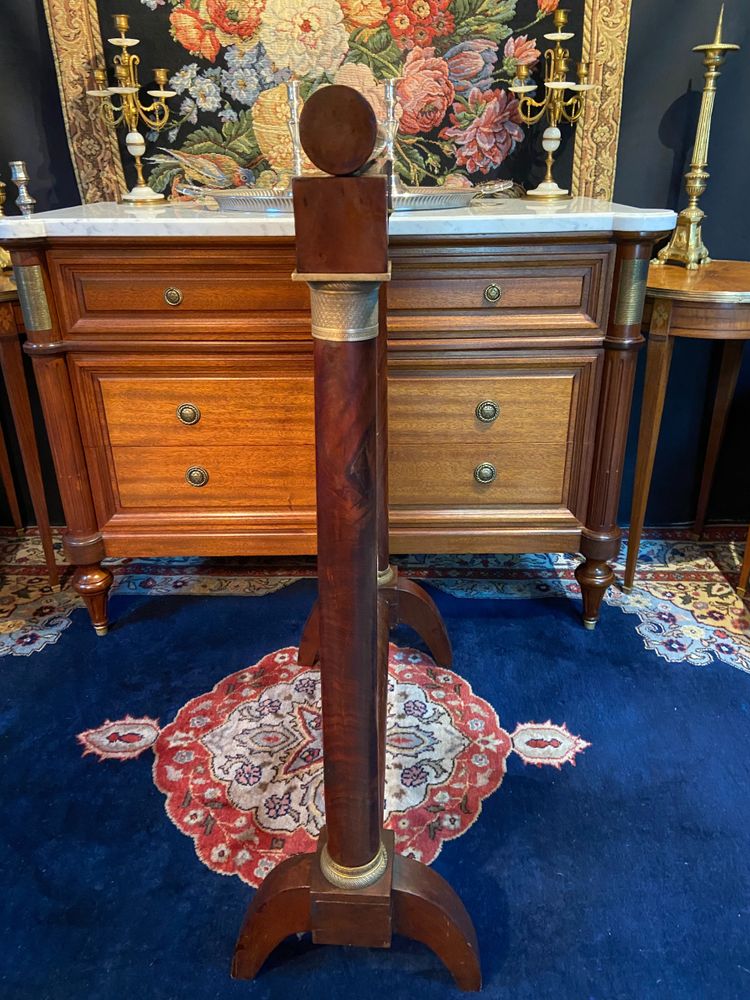 Fire screen mahogany ornaments bronze tapestry Empire crown
