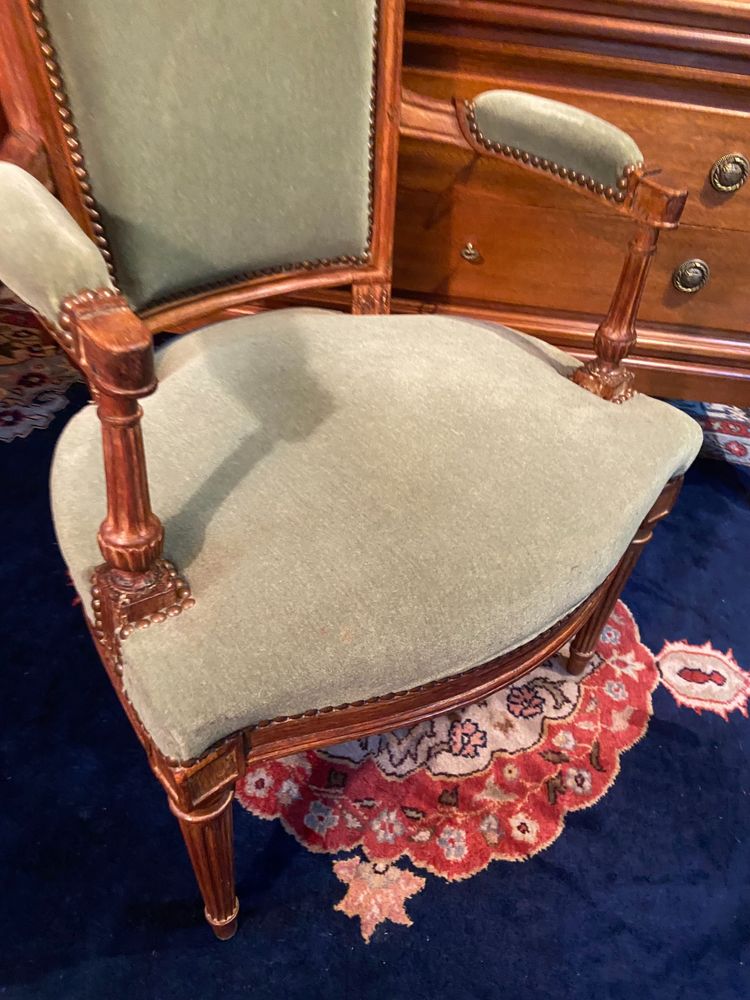 Fauteuil cabriolet velours vert d'époque XVIIIe Louis XVI