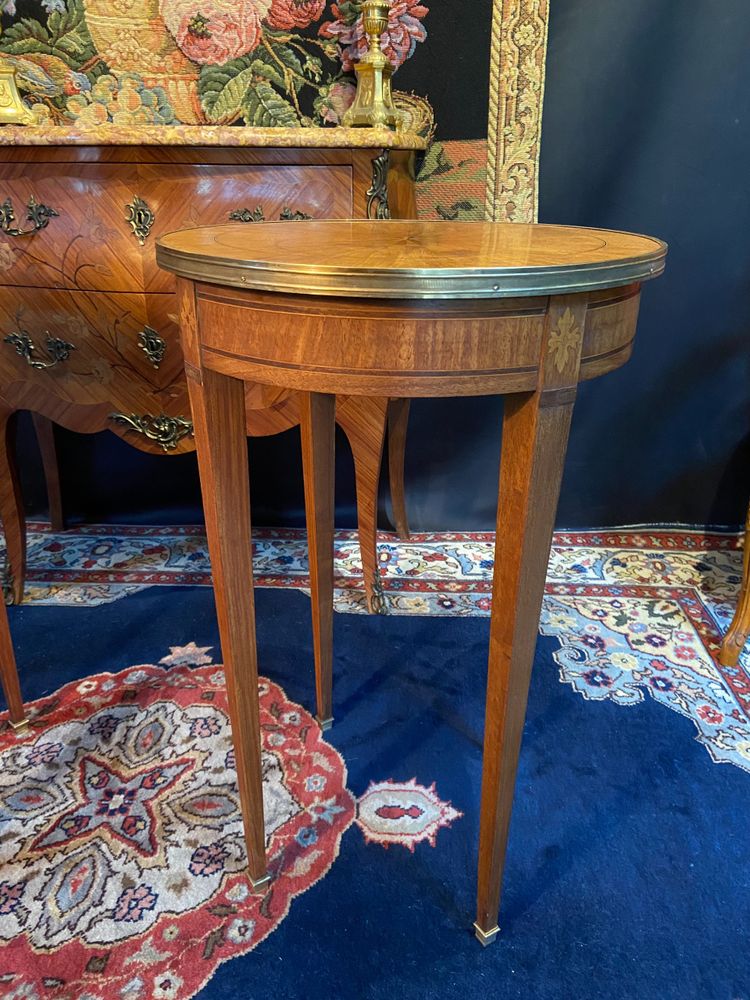 Pair of pedestal tables, end of sofa, table bouillotte, Louis XVI Directoire style