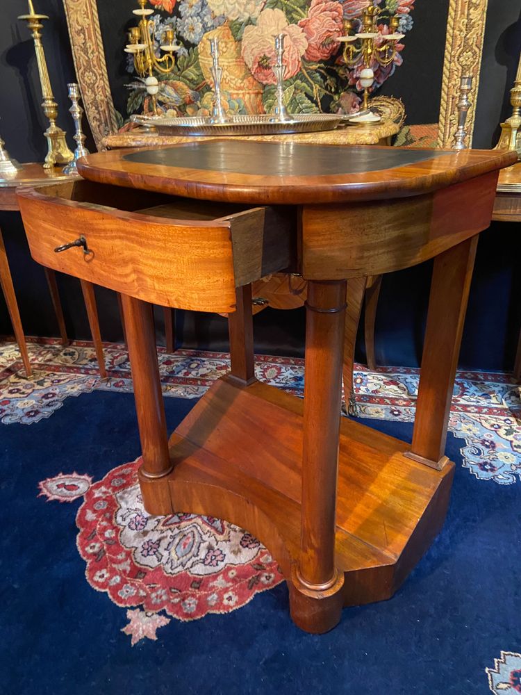 Solid walnut console desk and writing table with sofa back, XIXth Empire period