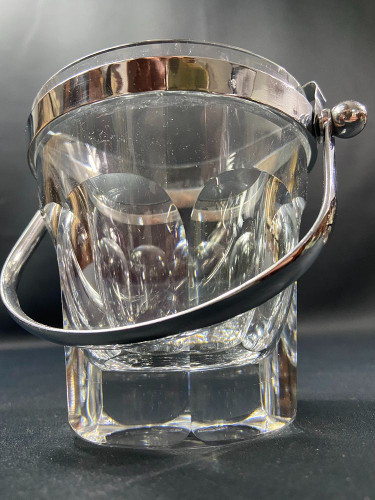 Seau à glaçons en cristal signé BACCARAT modèle Harcourt Talleyrand