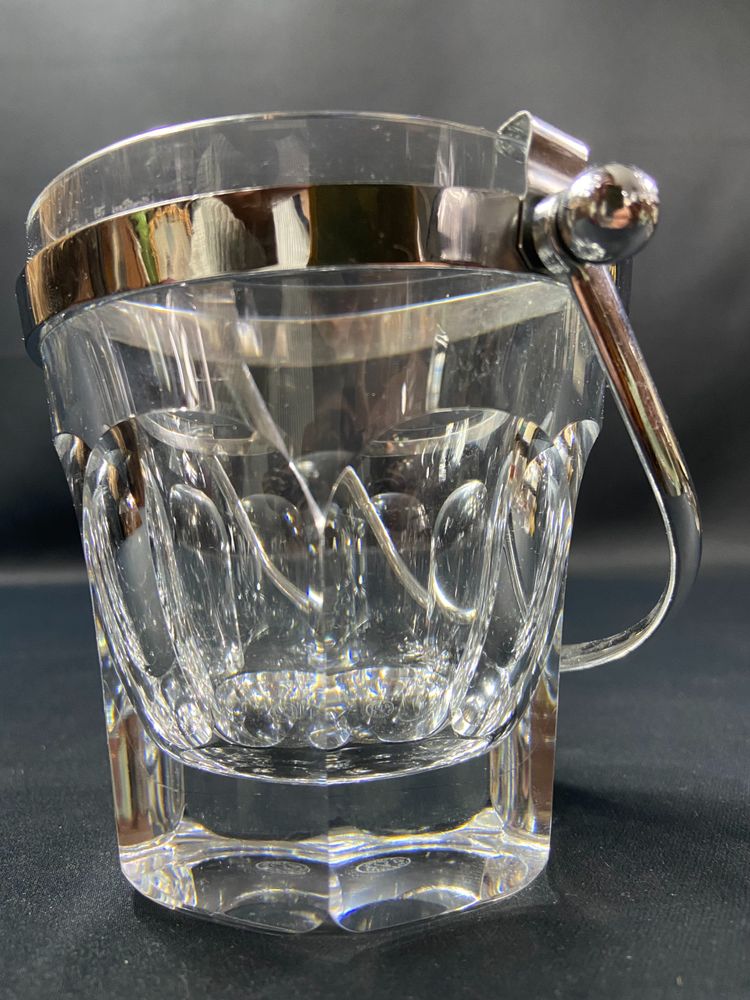 Seau à glaçons en cristal signé BACCARAT modèle Harcourt Talleyrand