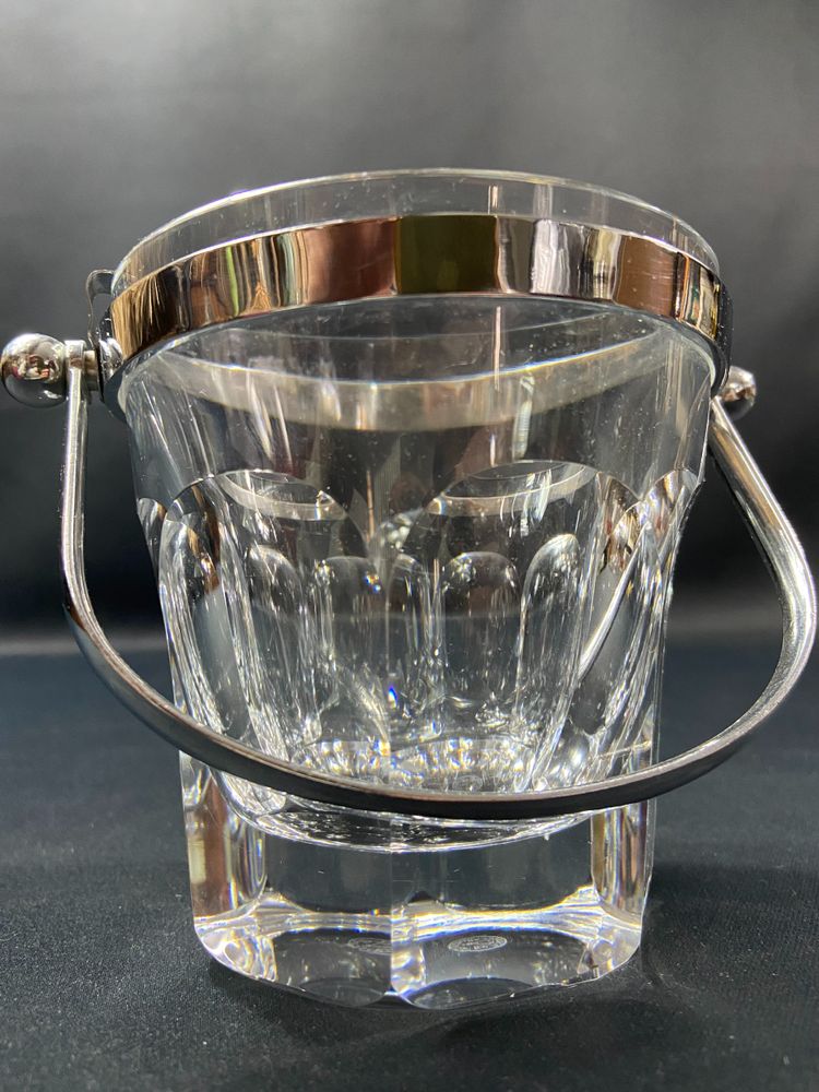 Seau à glaçons en cristal signé BACCARAT modèle Harcourt Talleyrand