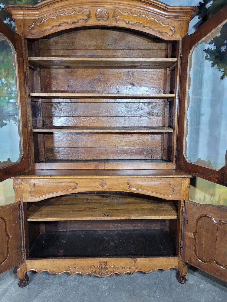 Two-part buffet in cherry wood, Louis XV period