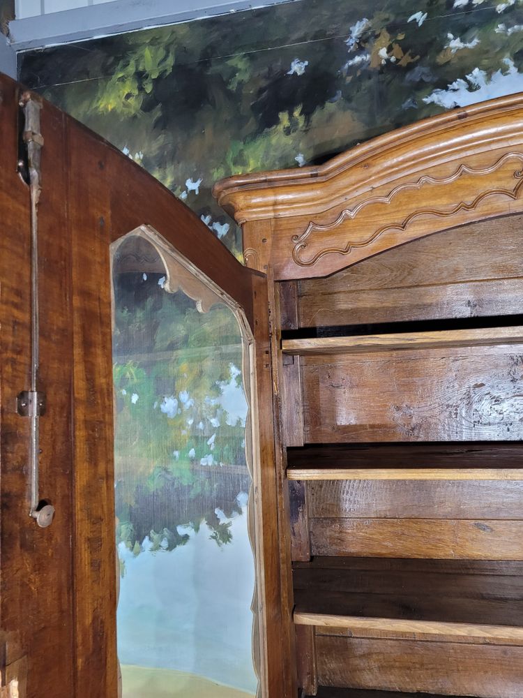 Two-part buffet in cherry wood, Louis XV period