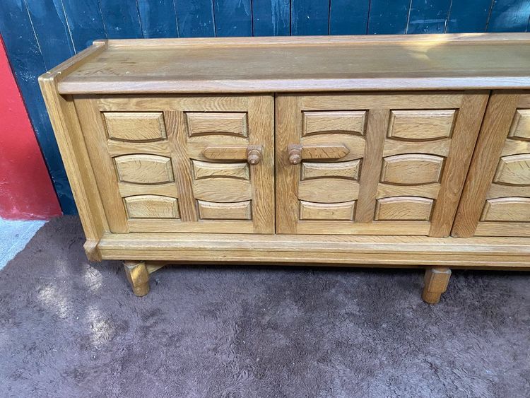 Guillerme Et Chambron, imponente credenza in rovere (260 cm), collezione "Votre Maison", 1970 circa