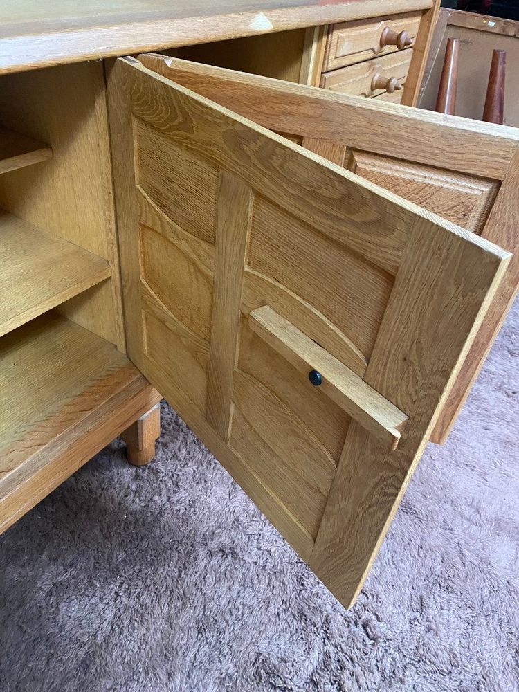 Guillerme Et Chambron, imponente credenza in rovere (260 cm), collezione "Votre Maison", 1970 circa