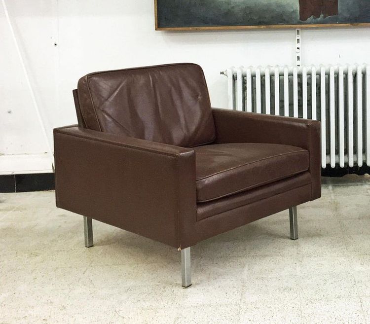 Paire De Fauteuils En Cuir Et Métal Chromé, Style Knoll , Circa 1970