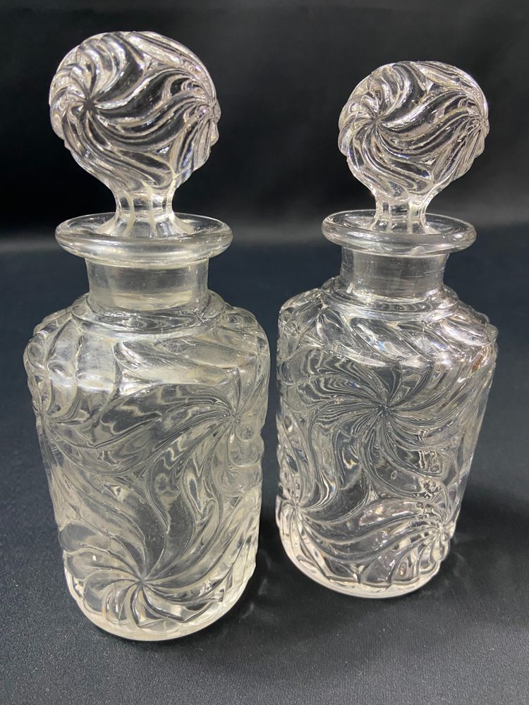 Paire flacons à parfum début XXe cristal SAINT LOUIS modèle Fleurs de violettes