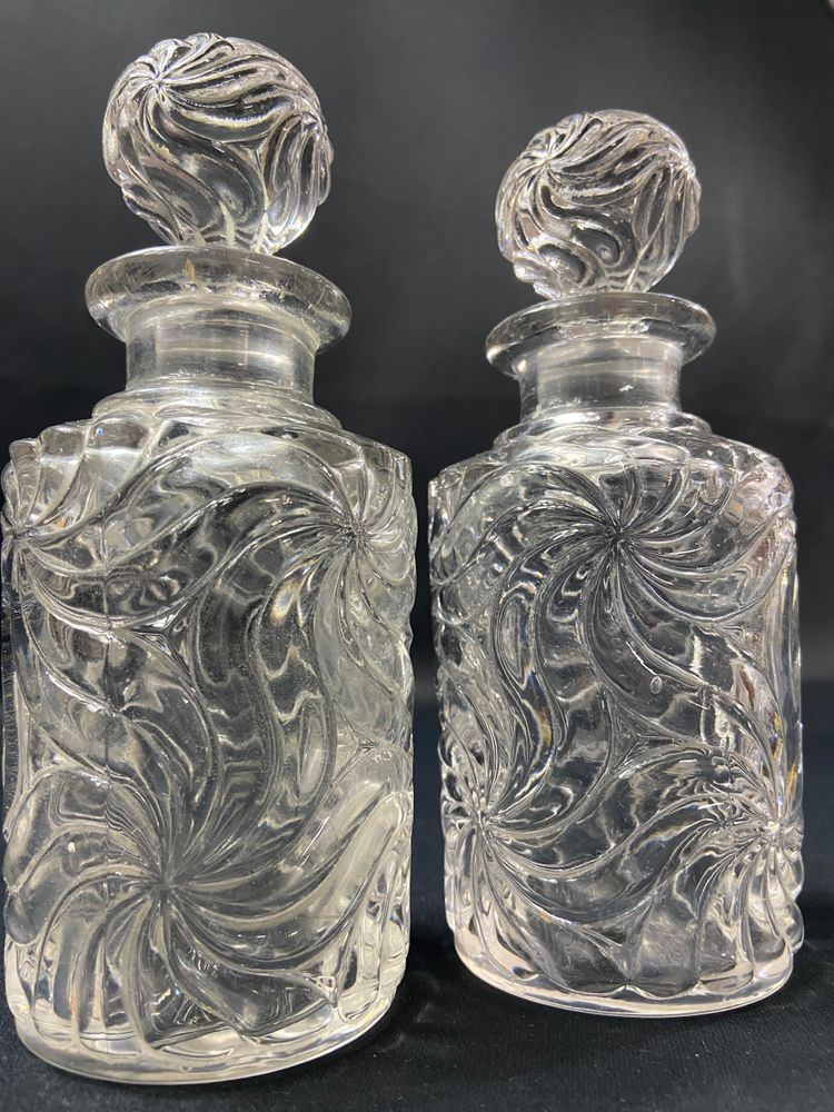 Paire flacons à parfum début XXe cristal SAINT LOUIS modèle Fleurs de violettes