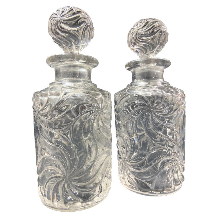 Paire flacons à parfum début XXe cristal SAINT LOUIS modèle Fleurs de violettes