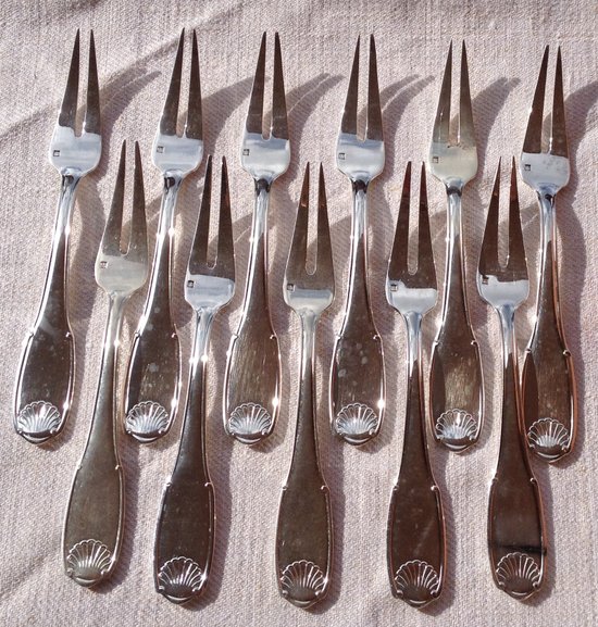11 silver plated shellfish forks shell model