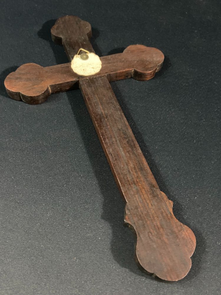 Mahogany apostolic cross inlaid with mother-of-pearl Macao Tonkin Indochina 19th century China
