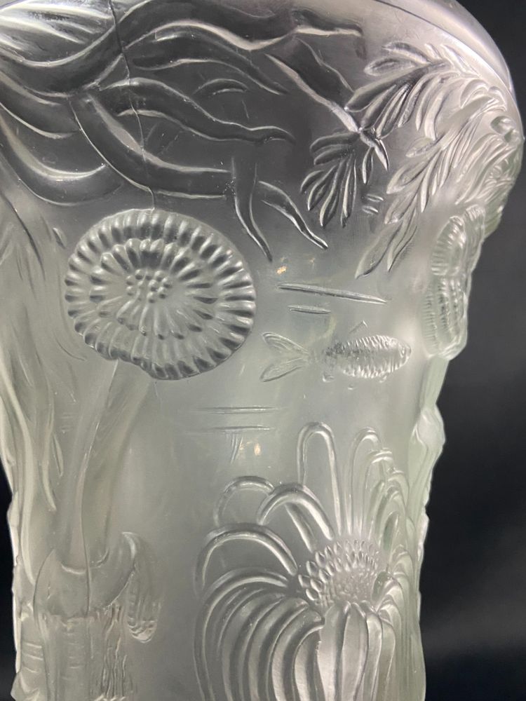 Large Josef Inwald Barolac 1936 Art Deco frosted glass vase, marine life decor