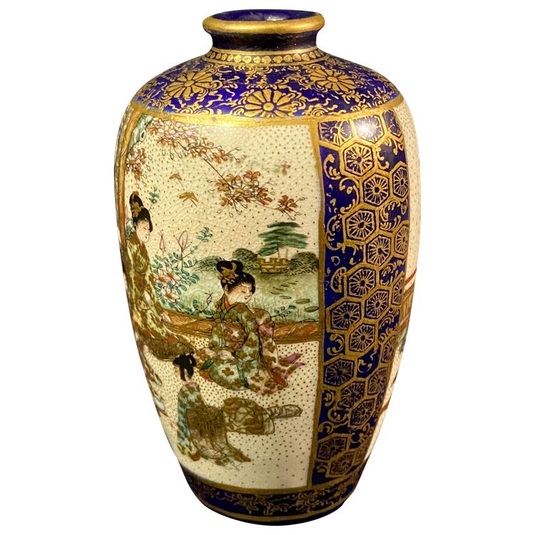 Small Satsuma earthenware vase Meiji Japan decorated with midnight blue & gold female figures