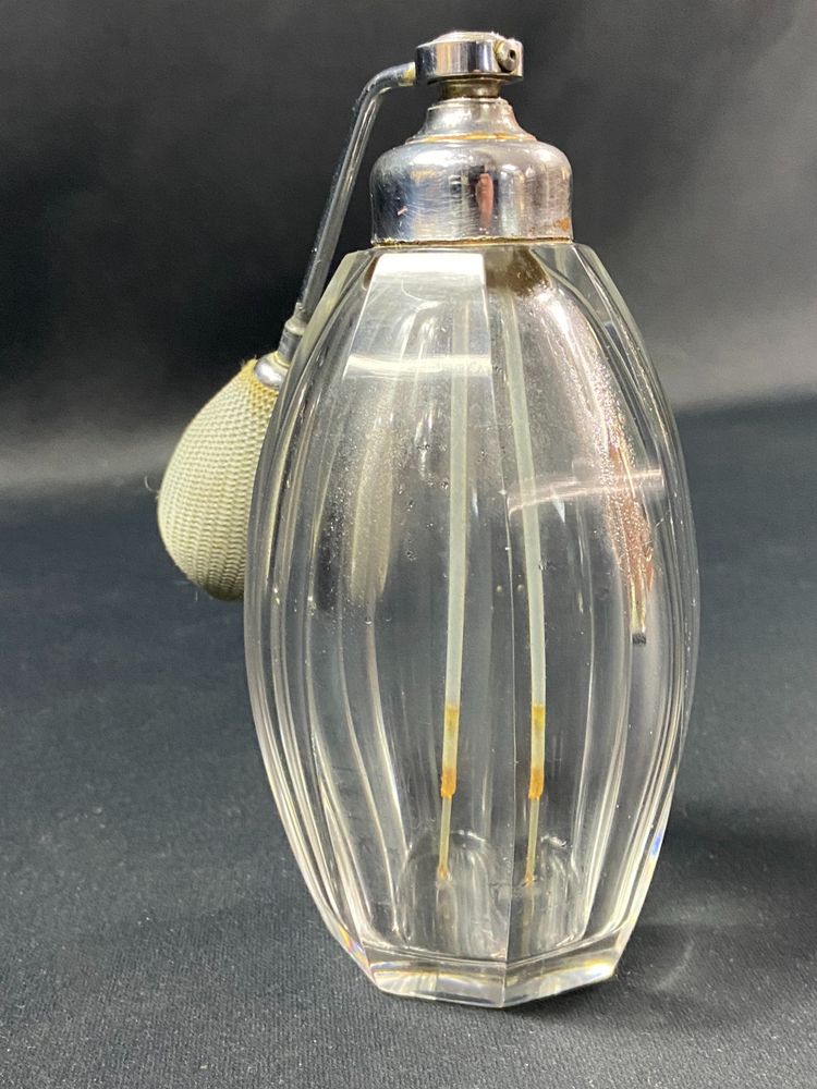 Large Baccarat crystal perfume spray bottle 1920-1930