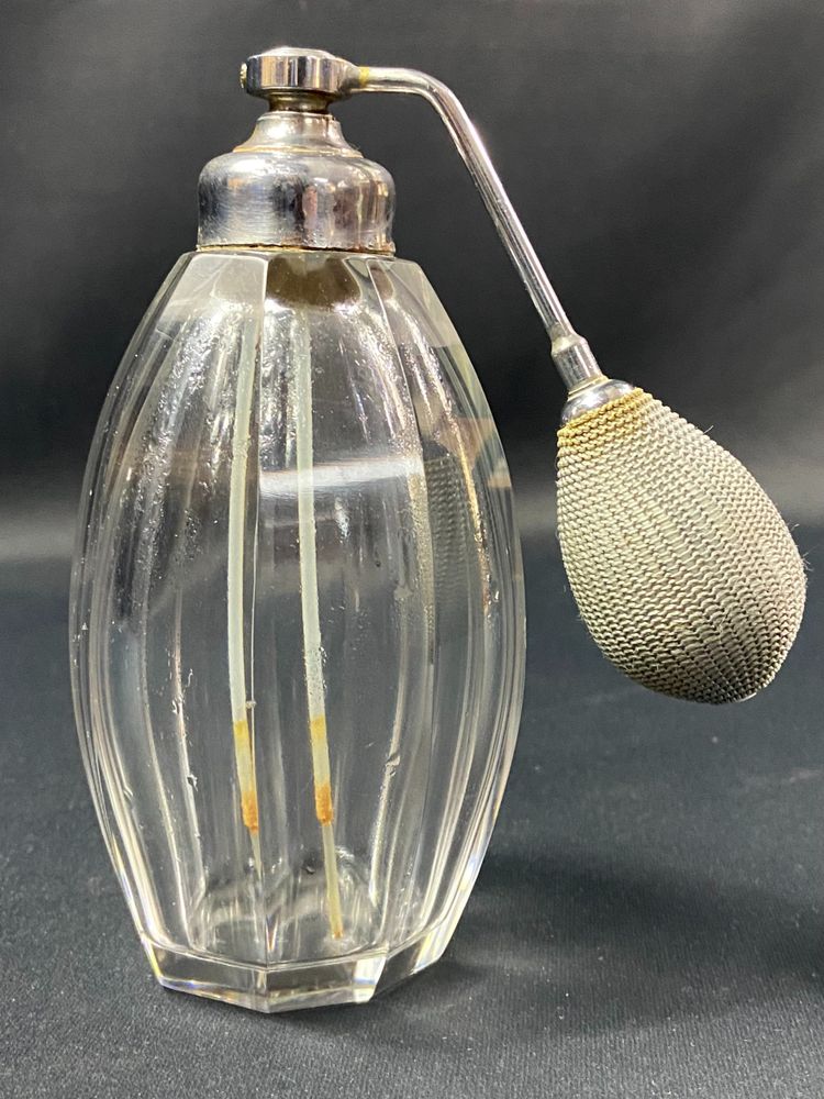Large Baccarat crystal perfume spray bottle 1920-1930
