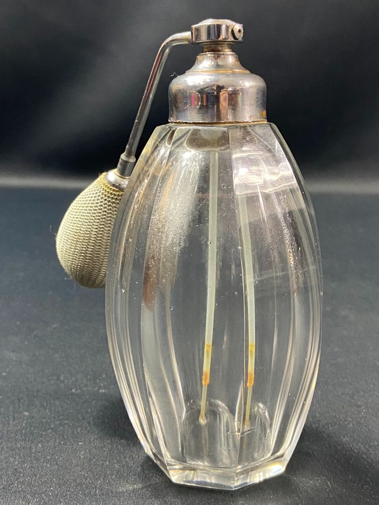 Large Baccarat crystal perfume spray bottle 1920-1930
