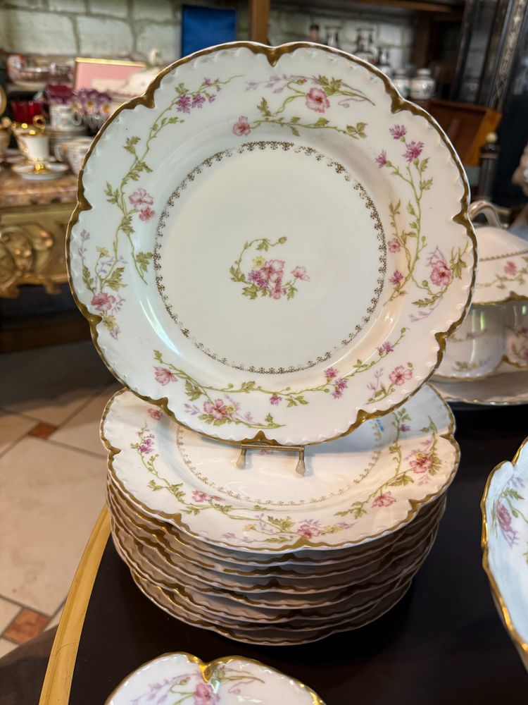 SERVIZIO DA TAVOLA HAVILAND FRANCE 74 PEZZI
