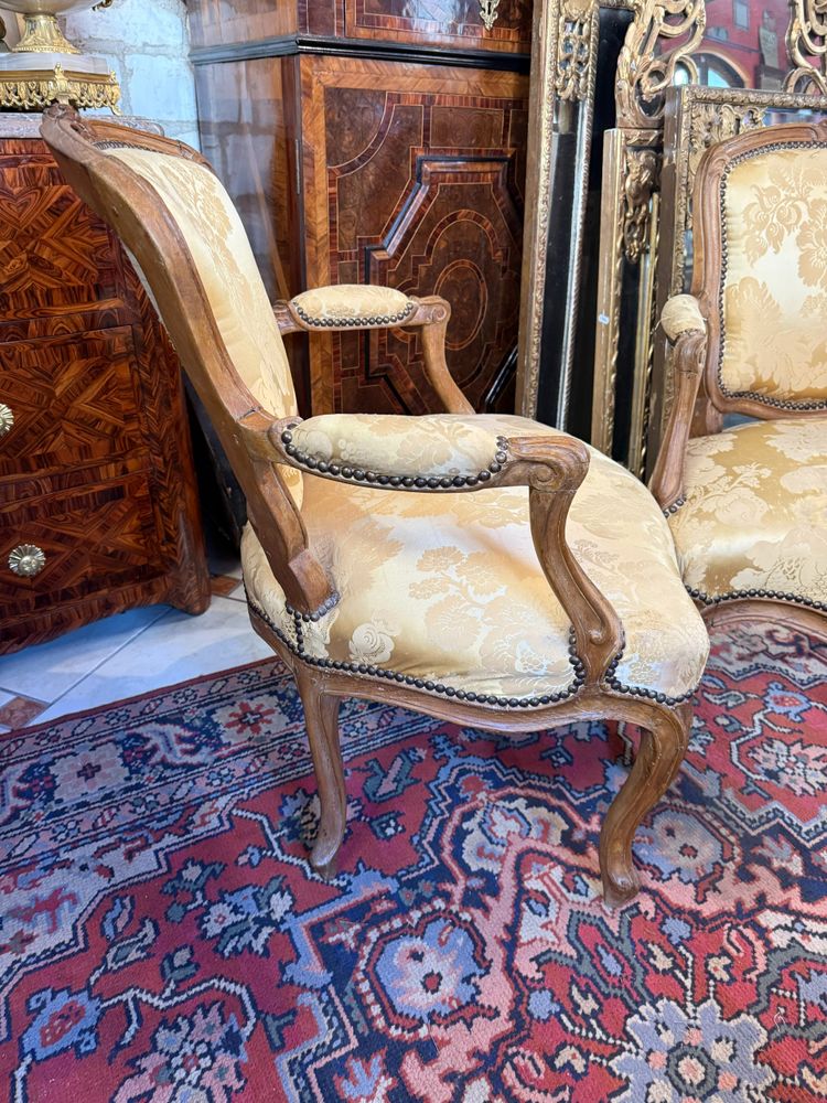 PAIR OF CABRIOLETS LOUIS XV - 18th century, stamped Guillaume BOUCAULT