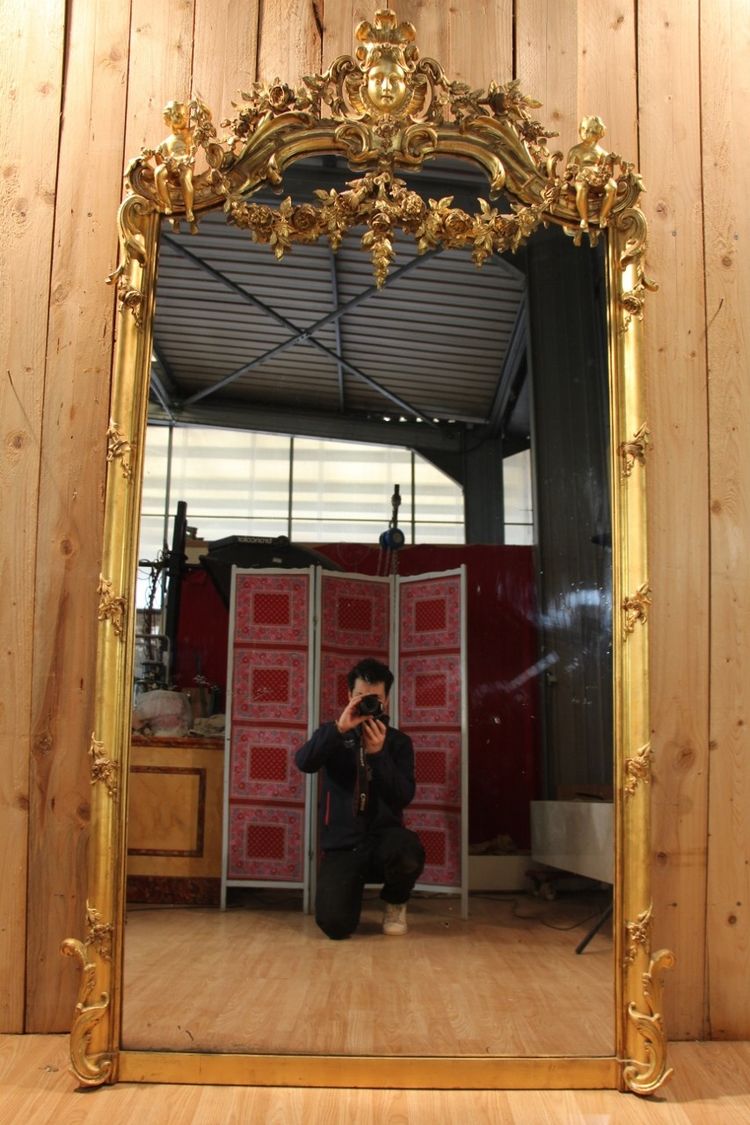 Large Napoleon III Gilded Wood Mirror With Putti And Mascaron