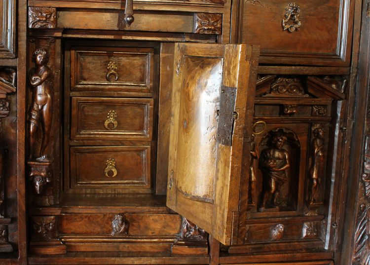 Genoese Cabinet Called Stipo From The Renaissance Period In Walnut - 16th Century