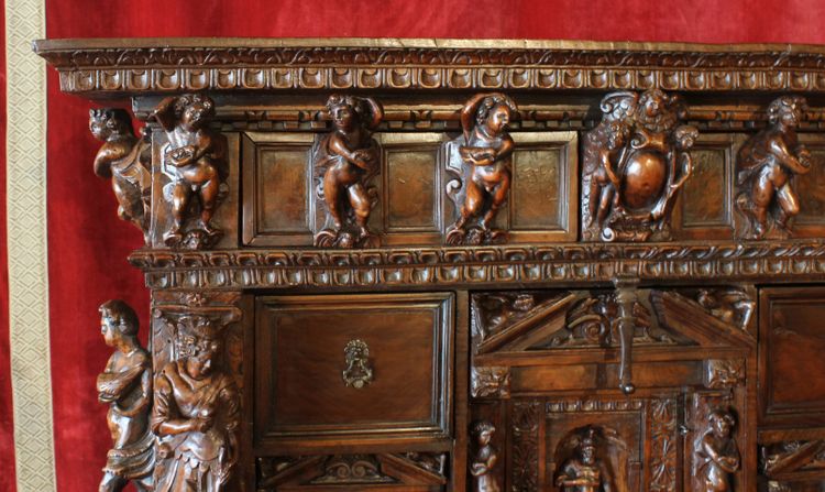 Genoese Cabinet Called Stipo From The Renaissance Period In Walnut - 16th Century