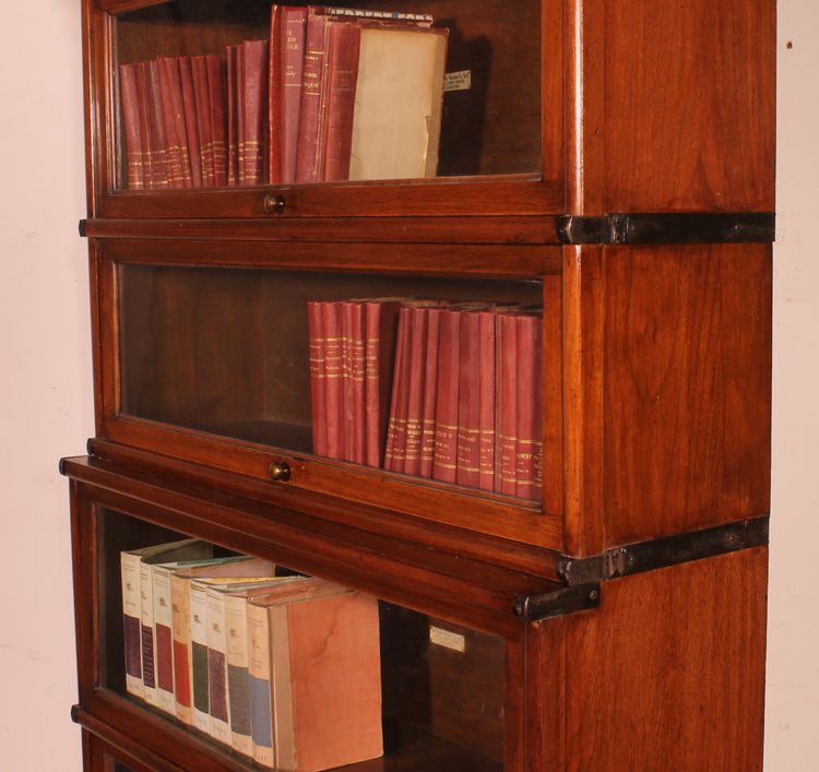 Globe Wernicke Mahogany Bookcase Of 5 Elements