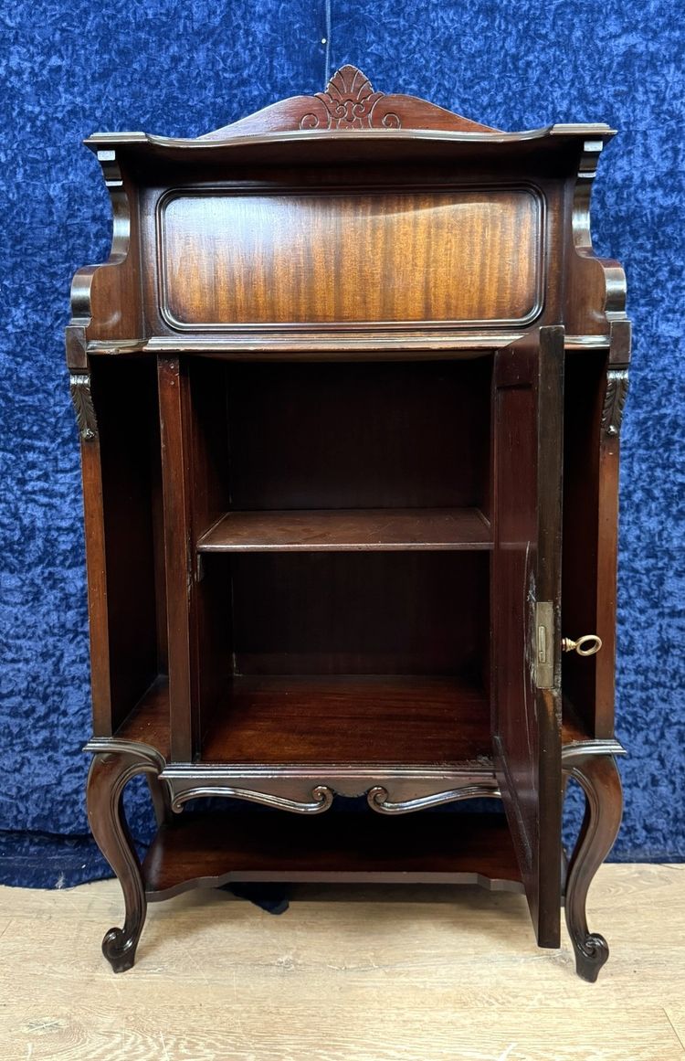 mahagoni apparatmöbel aus der zeit napoleons III um 1880