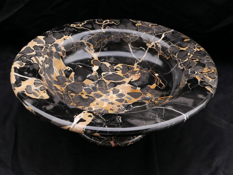 Large Tazza cup in portor marble