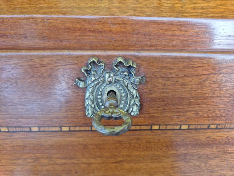 Bureau de pente en marqueterie style Louis XVI
