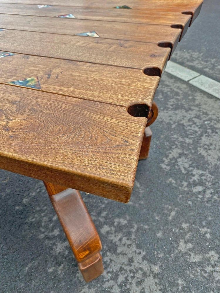 Großer, originaler neorustikaler Tisch aus massiver Eiche, um 1960