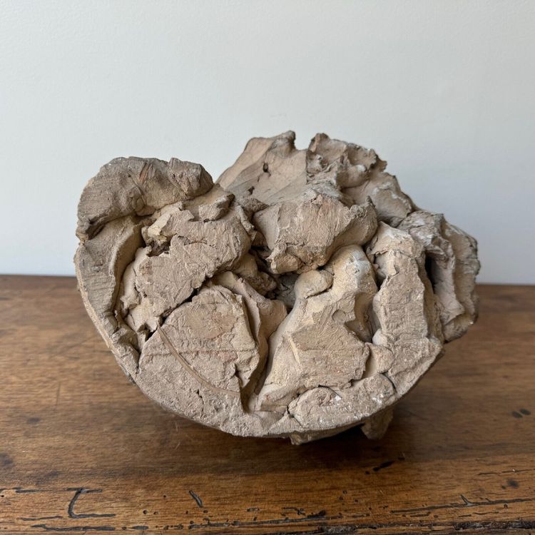 Calco in gesso di laboratorio di Ch. Filleul, bambino che abbraccia una donna nuda, XX secolo
