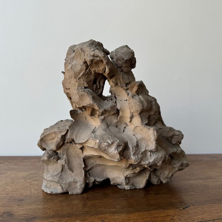 Calco in gesso di laboratorio di Ch. Filleul, bambino che abbraccia una donna nuda, XX secolo