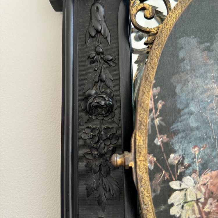 Trittico in ebanite di Napoleone III che forma uno specchio centrale a bouquet dipinto