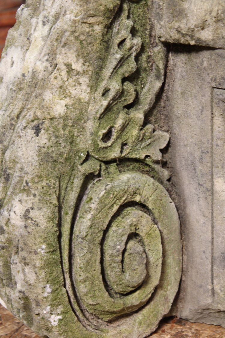 Elemento architettonico in pietra, ornamento da giardino, XVII-XVIII secolo