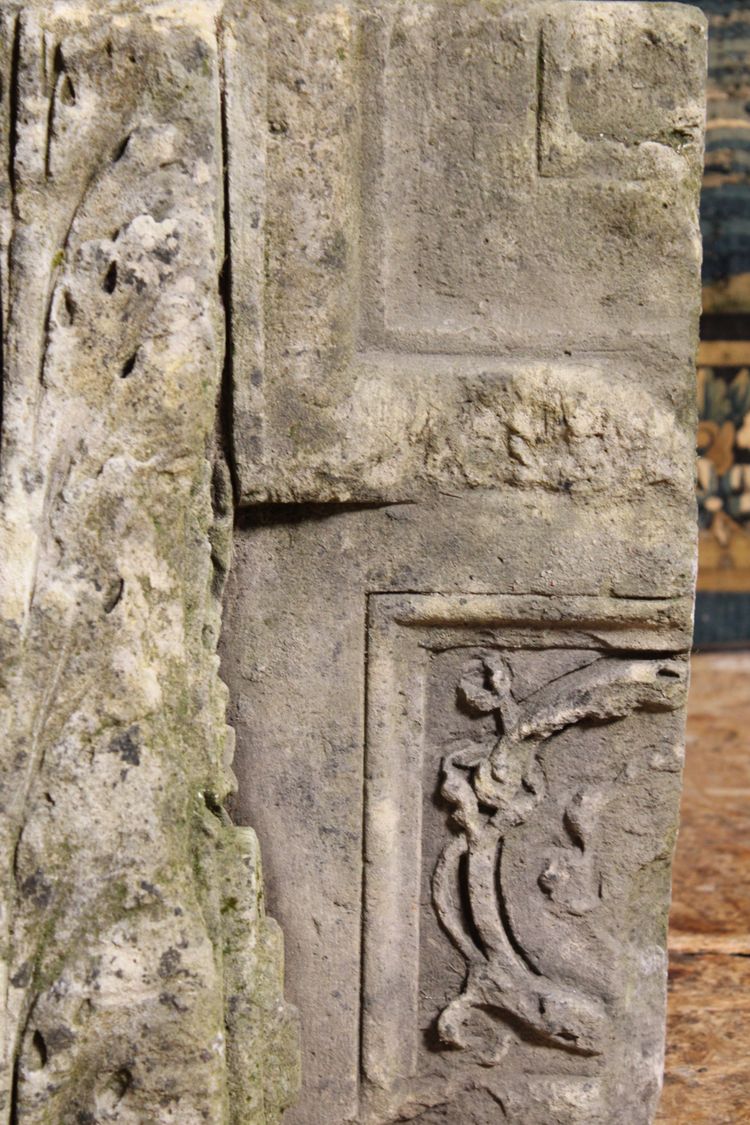  Elemento architettonico in pietra, ornamento da giardino, XVII-XVIII secolo