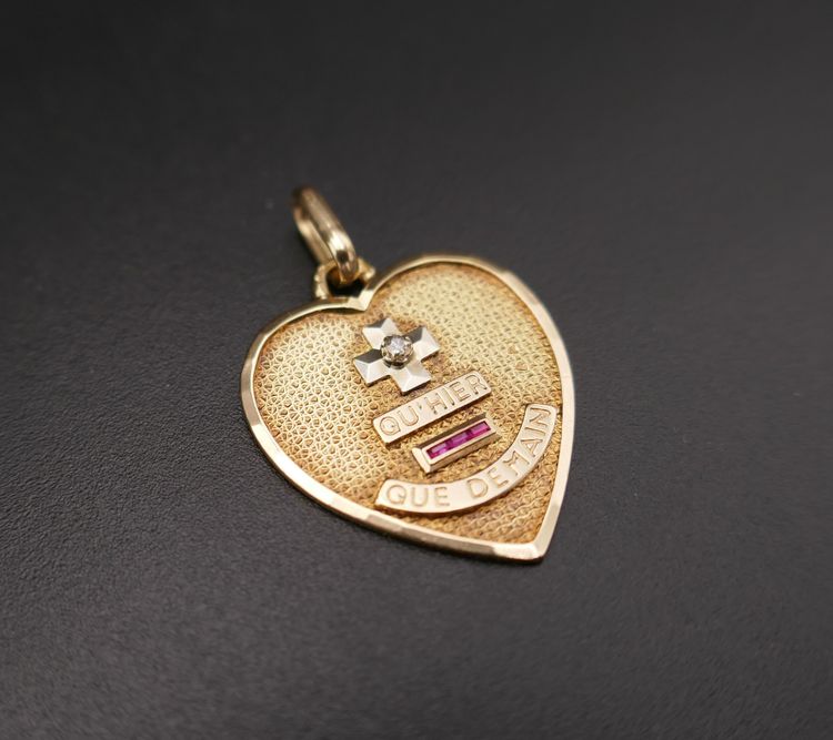 Important Augis Heart of Love Diamond and Ruby Medal, 18-carat gold.
