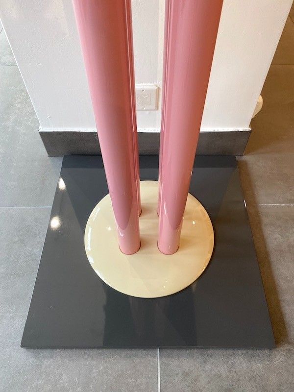 Möbel "Nikko" von Shiro Kuramata by Memphis Milano