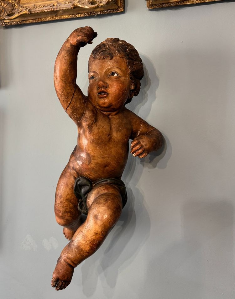 Putto aus geschnitztem Holz polychrom Italien 17. Jahrhundert H60