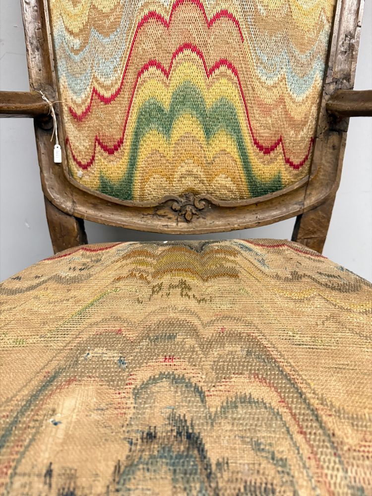 Antique Genoa Louis XIV armchair, late 17th century, Italy 108x47x50 cm, solid walnut