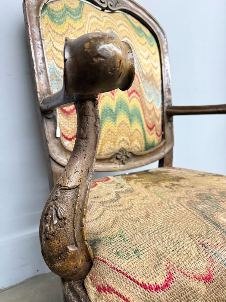 Antique Genoa Louis XIV armchair, late 17th century, Italy 108x47x50 cm, solid walnut